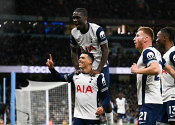 Week-End Européen des Aigles : Bissouma et les Spurs corrigent City, Kamory passeur décisif, mais Brest s’est incliné …